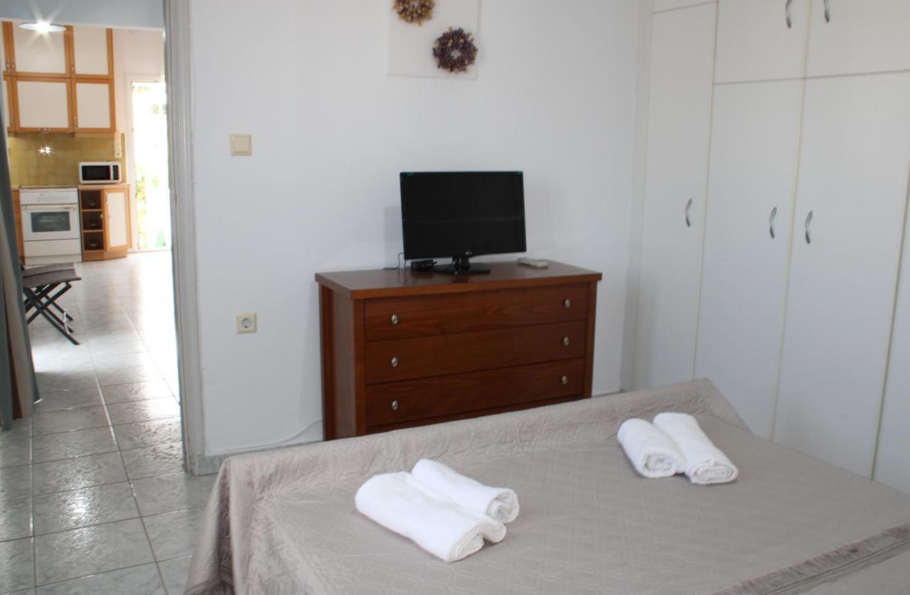 Stardust, The Studio Apartment Adamantas  Luaran gambar
