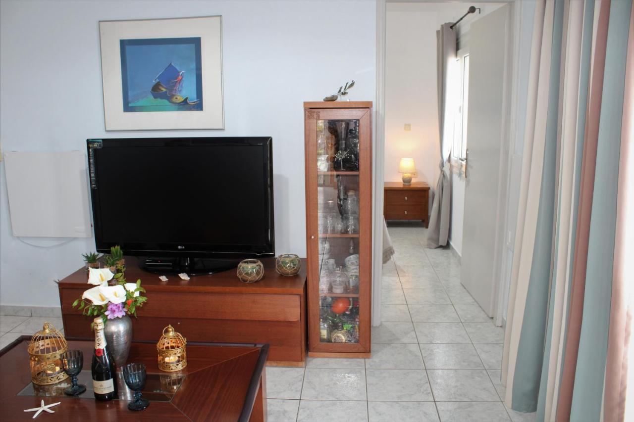 Stardust, The Studio Apartment Adamantas  Luaran gambar