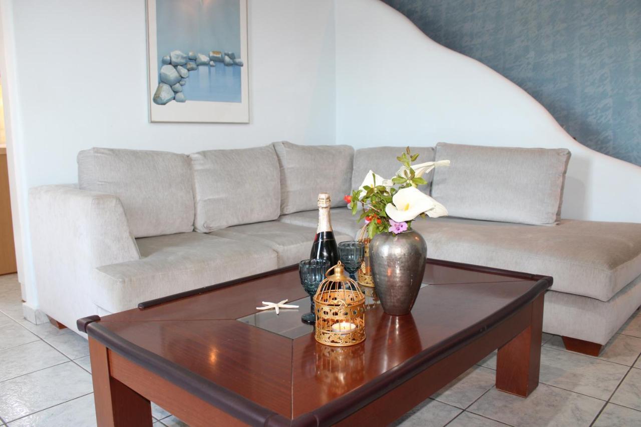 Stardust, The Studio Apartment Adamantas  Luaran gambar